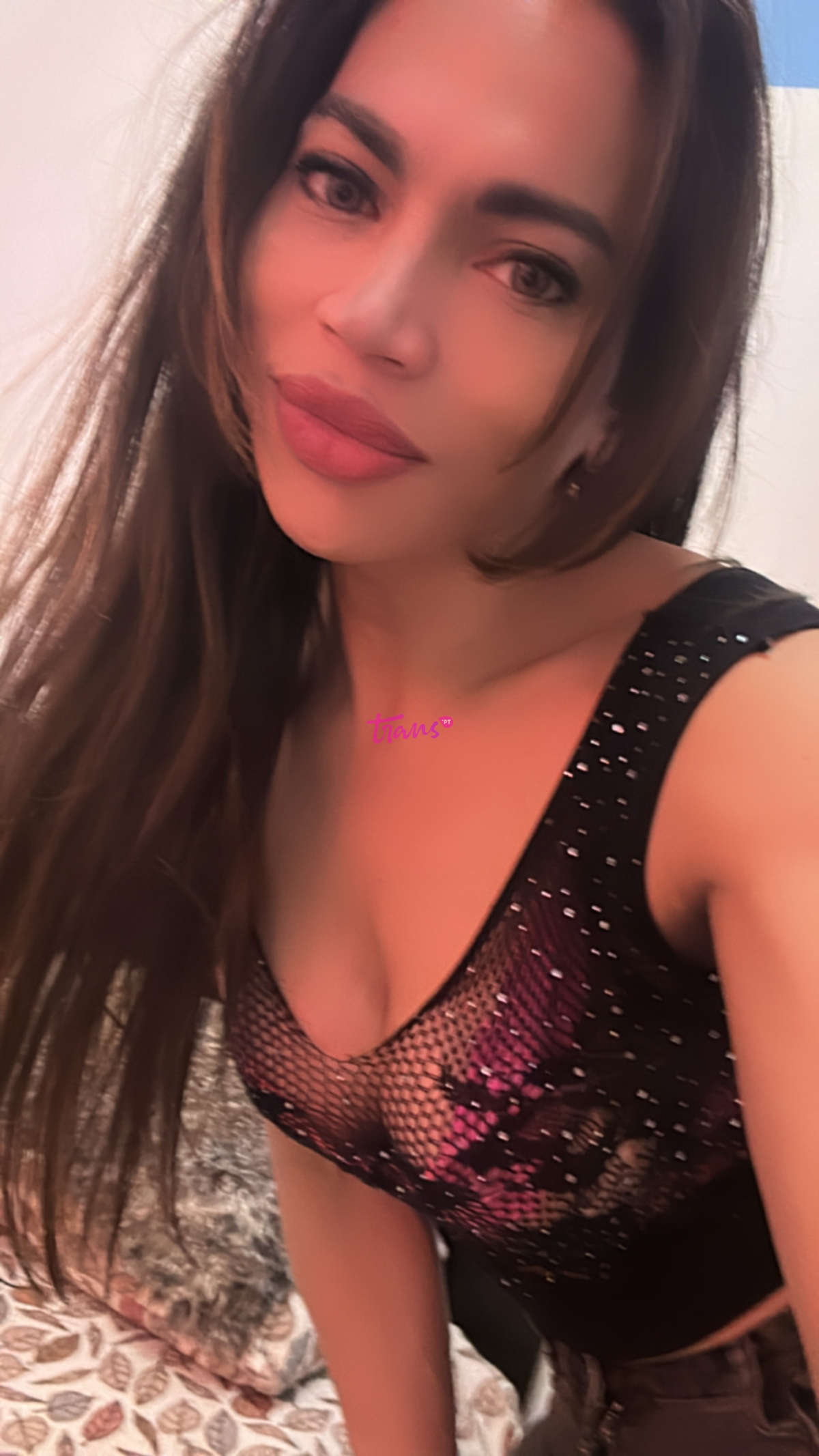 Escorts: Selena