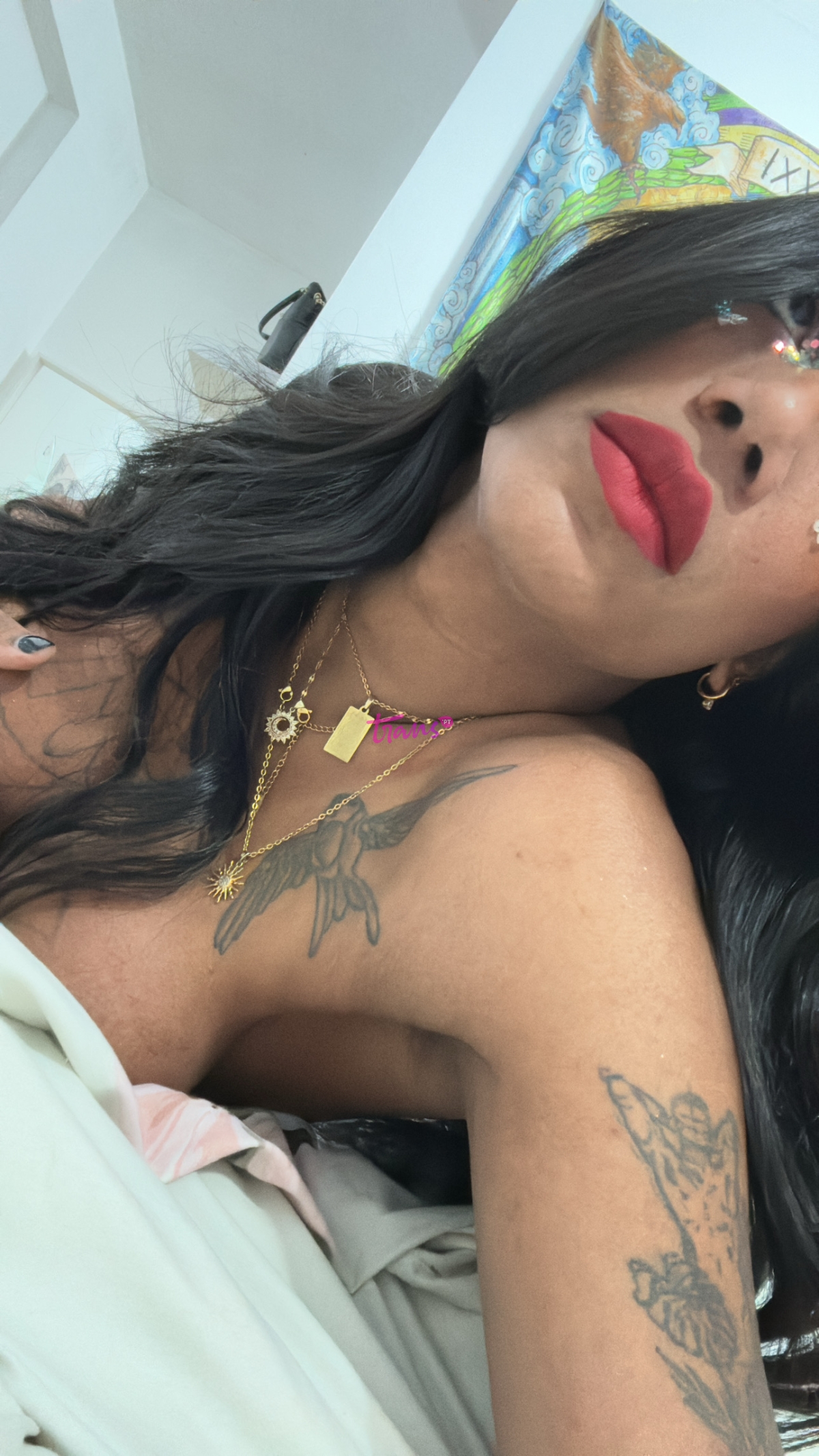 Escorts: Taynar