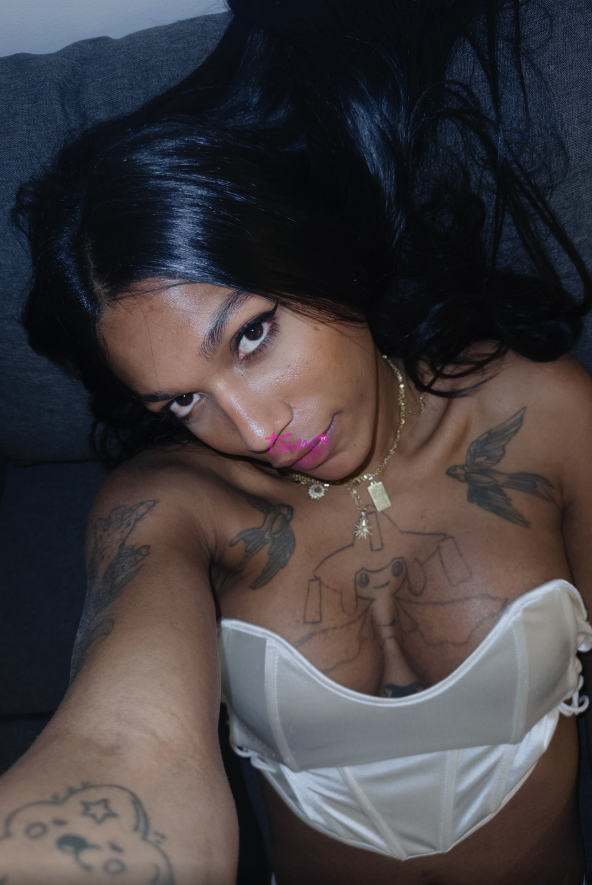 Escorts: Taynar