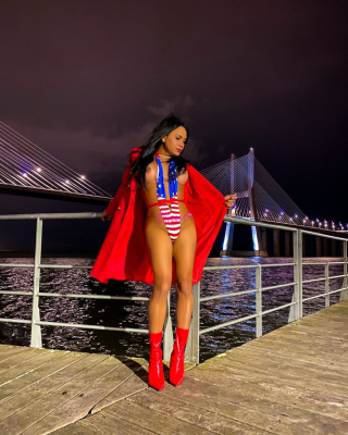 Flávia Tavares